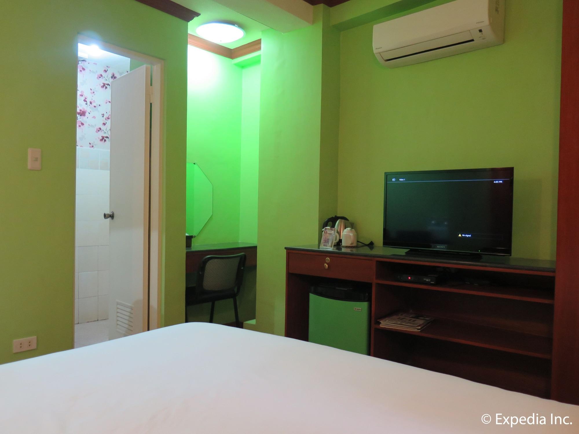 Tinhat Halal حلال Certified Boutique Hotel And Restaurant Davao Exterior photo