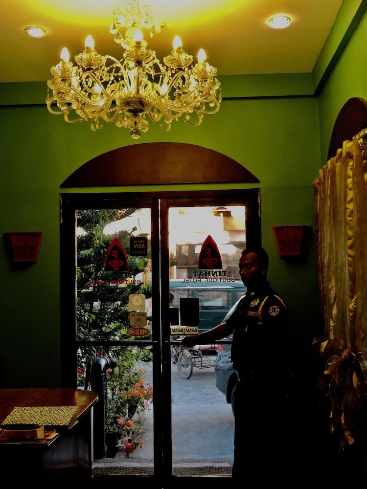 Tinhat Halal حلال Certified Boutique Hotel And Restaurant Davao Exterior photo