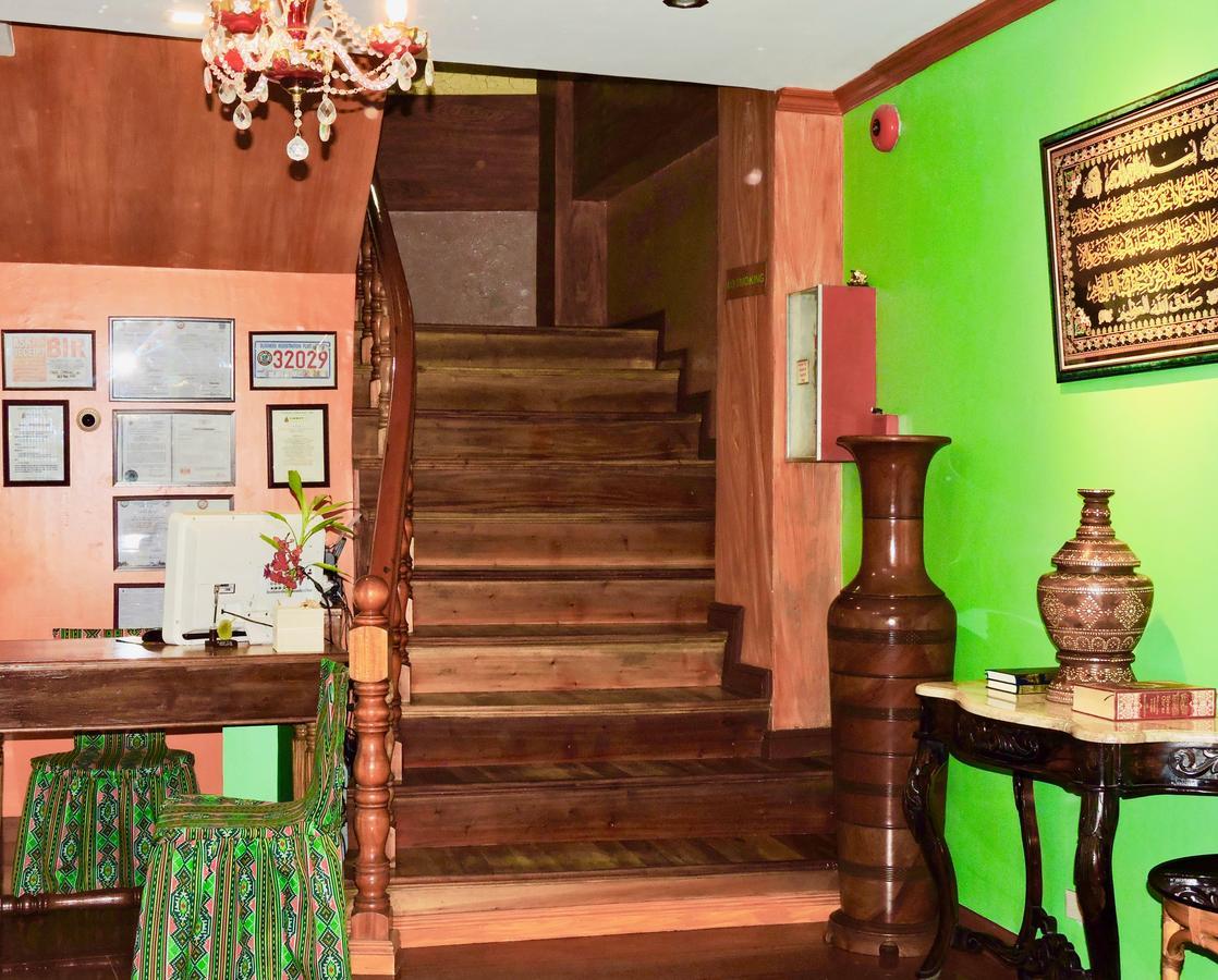 Tinhat Halal حلال Certified Boutique Hotel And Restaurant Davao Exterior photo