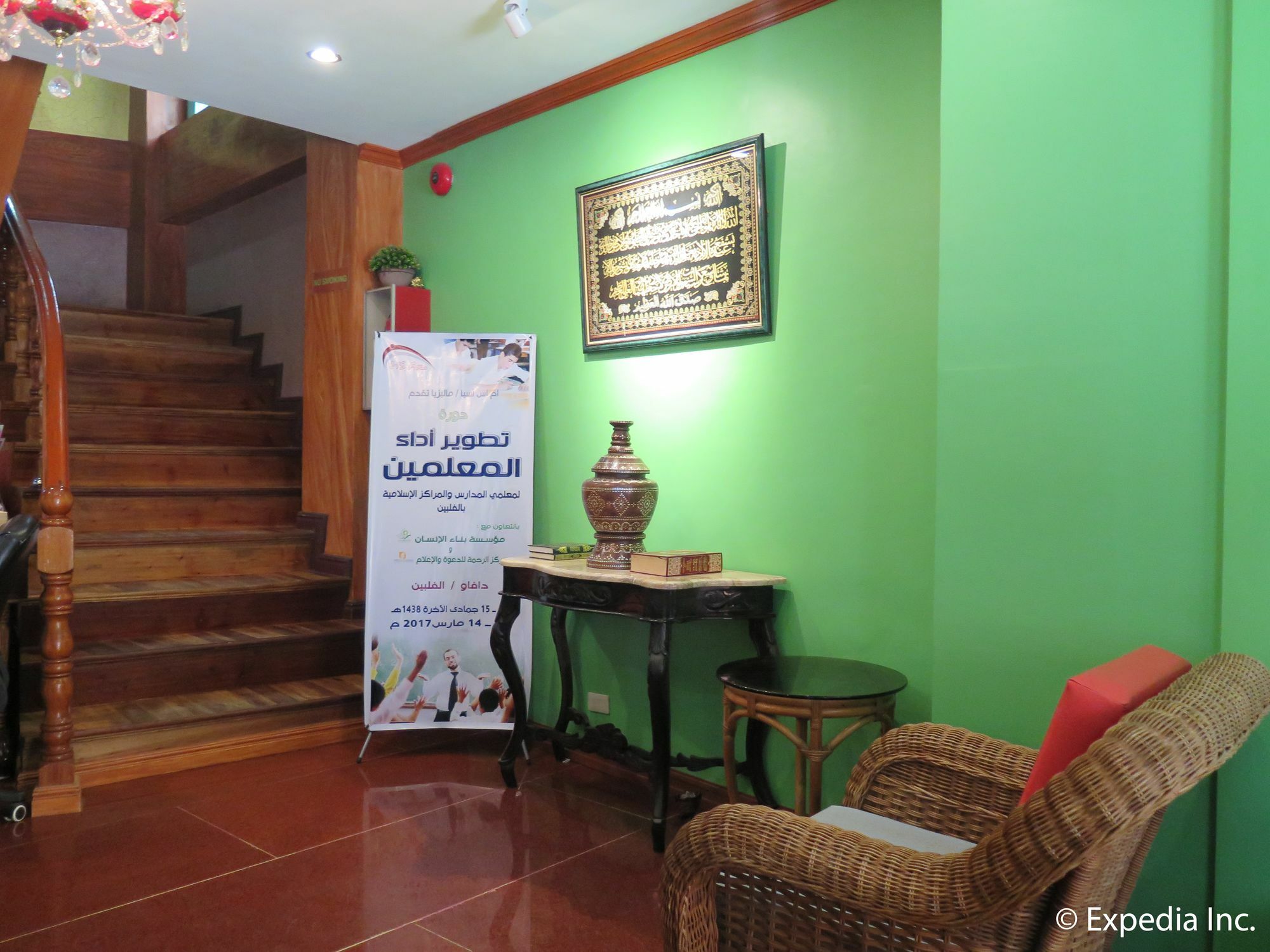 Tinhat Halal حلال Certified Boutique Hotel And Restaurant Davao Exterior photo